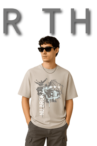 guy wearing Bankaz light grey oversized t-shirt