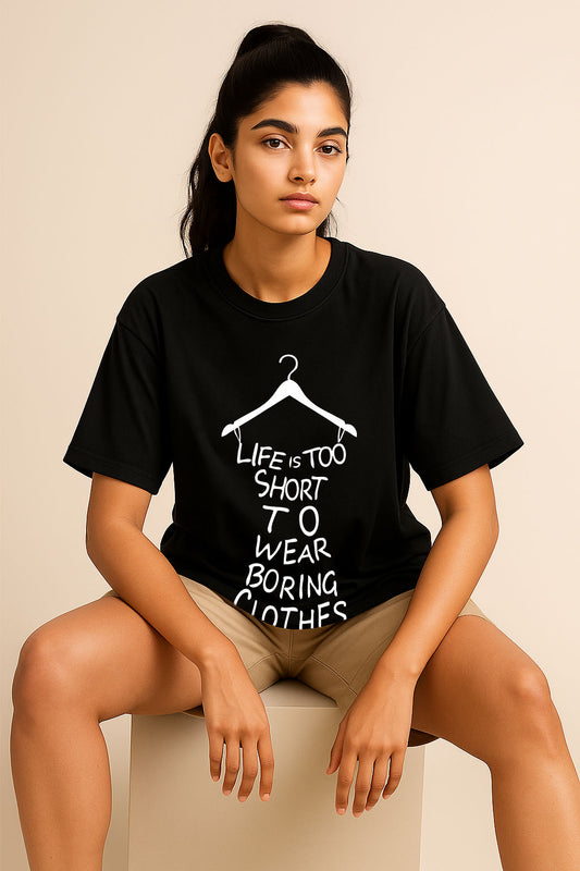 Trendy oversized black t-shirt for women featuring white graphic quote – casual Gen Z style